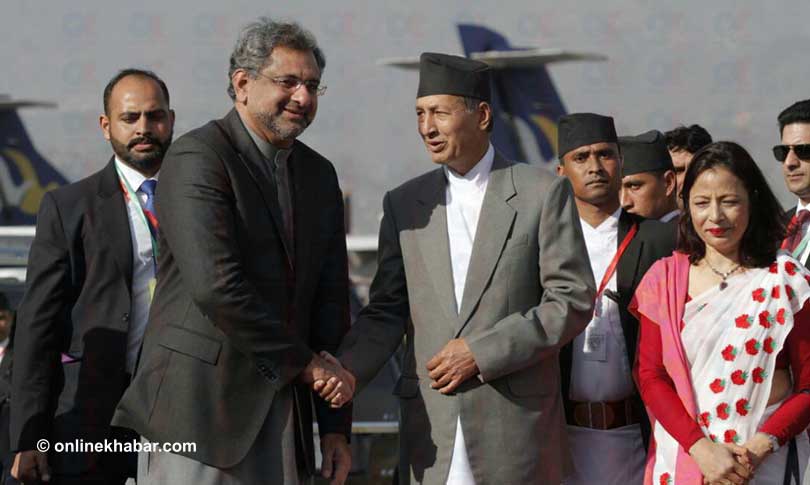 पाकिस्तानी प्रधानमन्त्री अब्बासी काठमाडौंमा