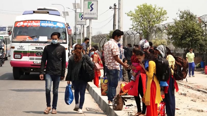 काठमाडौं उपत्यकाबाट घर फर्किनेहरुको लर्को