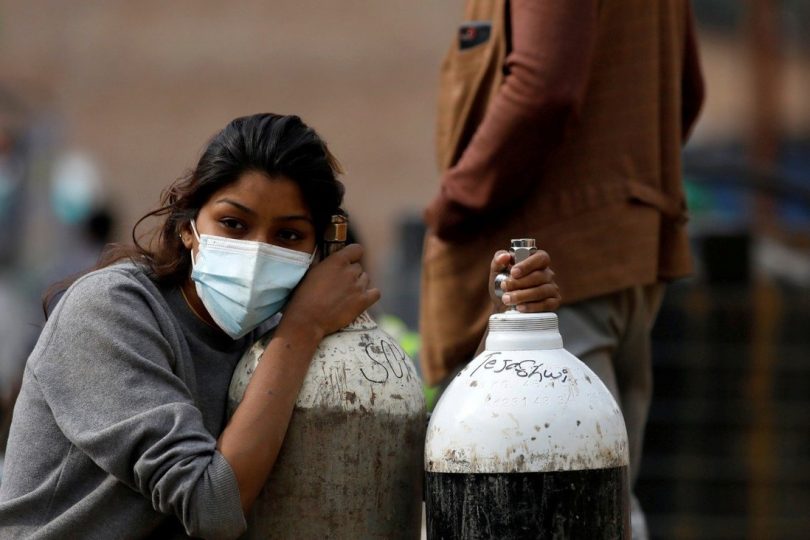 भारतमा पछिल्लो २४ घण्टामा कोरोना भाइरसको संक्रमणबाट४ हजार २०९ जनाको मृत्यु