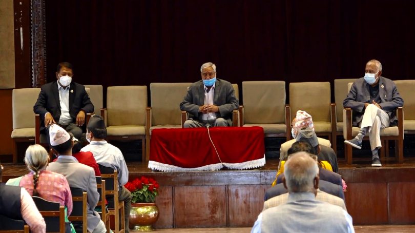 प्रधानमन्त्री केपी ओलीले बोलाएको संवैधानिक परिषद्को बैठकमा सभापति शेरबहादुर देउवा सहभागी नहुने