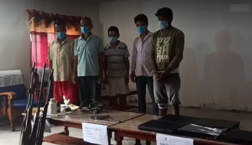 कपिलवस्तुमा हतियार सहित ५ जना पक्राउ