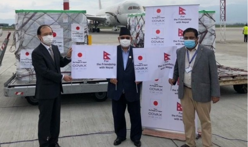 जापान सरकारले नेपाललाई उपलब्ध गराएको कोरोना भाइरस विरुद्धको खोप काठमाडौं आइपुग्यो