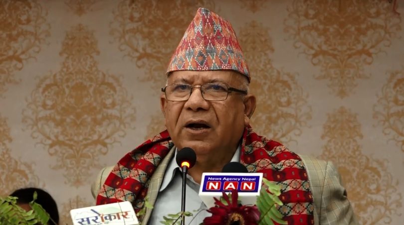 दोश्रो पुस्ता आफ्नो पार्टीमा आए आफु अध्यक्ष पद नै हस्तान्तरण गर्न तयार माधव नेपाल