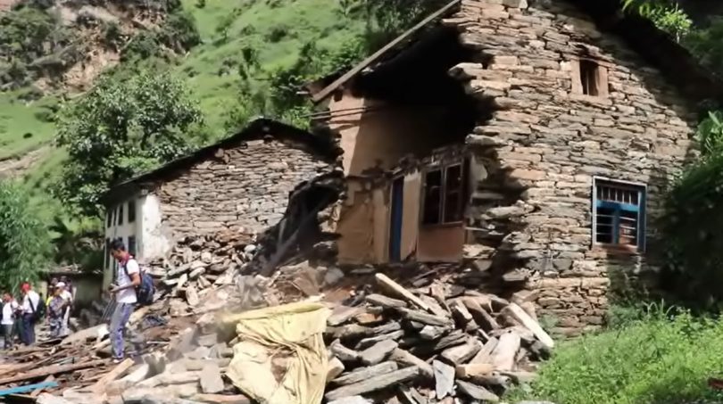 न पहिरो रोकियो नत आशु नै