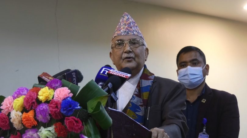 माधव नेपालको पछि लाग्ने मान्छे देखेर अचम्म लाग्छ :केपी ओली