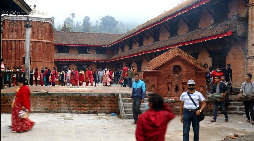 घटस्थापनामा वभिन्न शक्तिपीठहरुमा दर्शनार्थीको घुँईचो