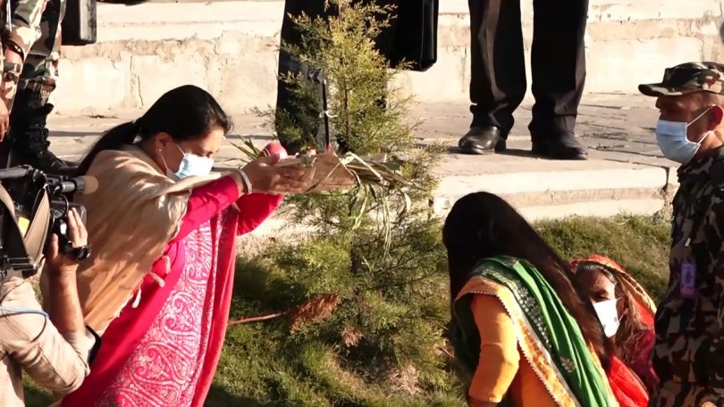 राष्ट्रपतिद्वारा छठको मुख्यदिन पूजा अर्चना