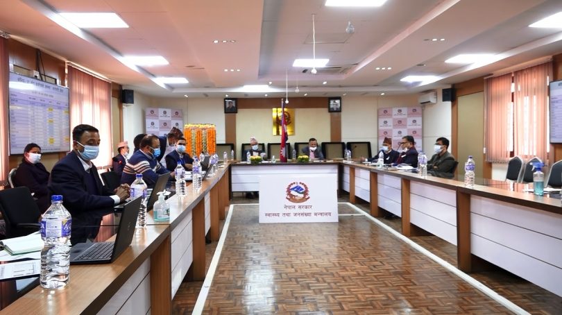 खोपबारे ७७ वटै जिल्लाका प्रमुख जिल्ला अधिकारीहरुसँग छलफल