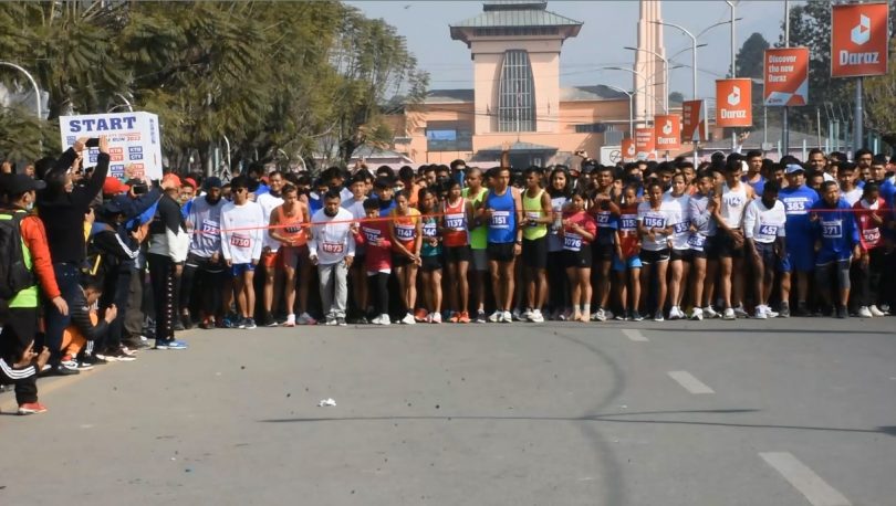 केटीएम रन टेन के प्रतियोगिताको उपाधि केन्याली धावक सिमोन किप्लागेट र एपीएफ क्लबकी पुष्पा भण्डारीलाई