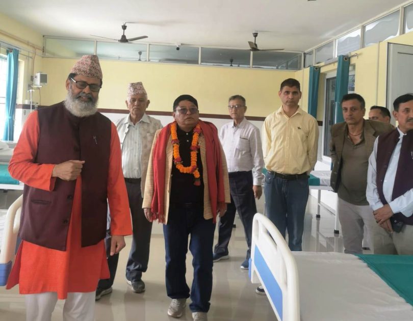 मुक्तीधाम परिसरमा निर्माणाधीन क्यान्टिनको मन्त्रीद्वारा अवलोकन, सेवाग्राहीलाई सुलभ सेवा दिने तयारी